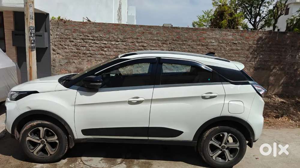 Tata Nexon 2022 Xz+  Petrol Under Warranty.