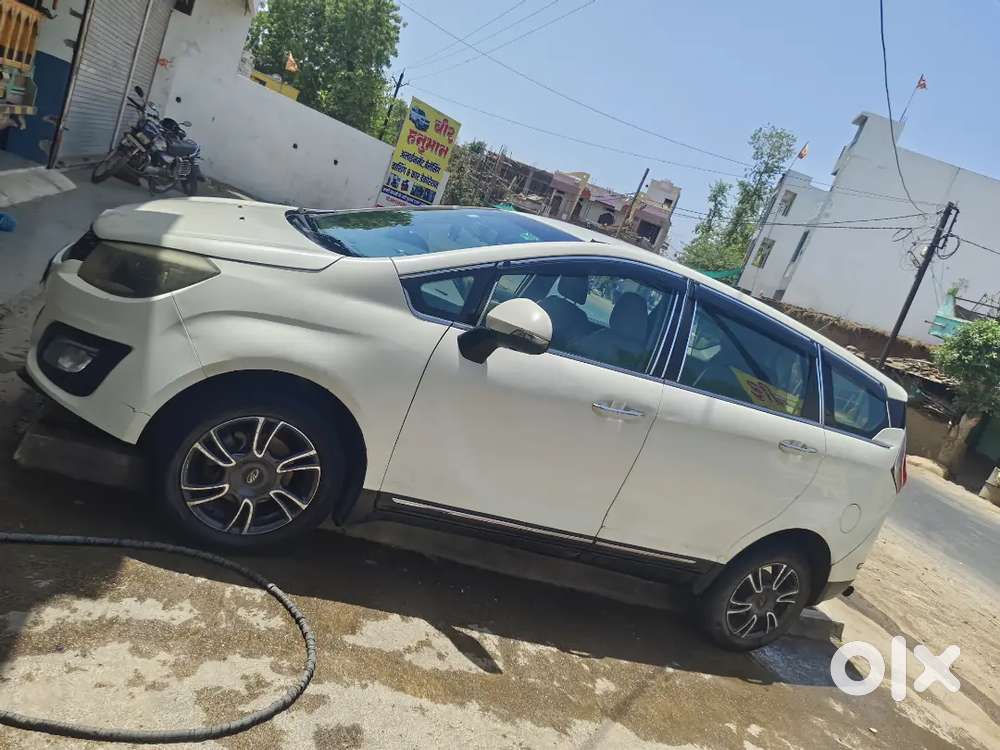 Mahindra Marazzo 1.5 2018
