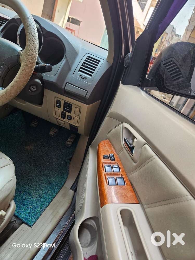 Toyota Fortuner 3.0 4x4 Manual, 2010, Diesel