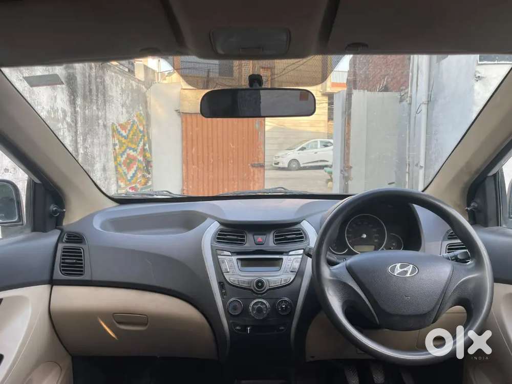 Hyundai Eon Magna + 2012