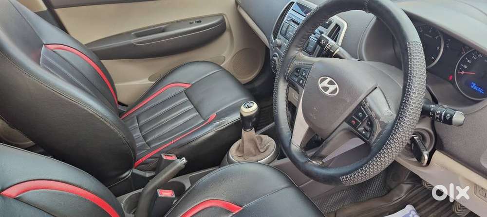 Hyundai I20 2015-2017 Sportz Option 1.4 Crdi, 2013, Diesel