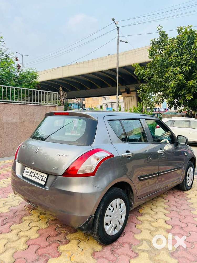 Maruti Suzuki Swift Lxi Option, 2015