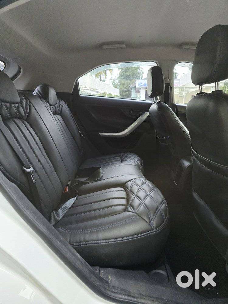 Tata Nexon 1.2 Revotron Xm (s), 2022, Petrol