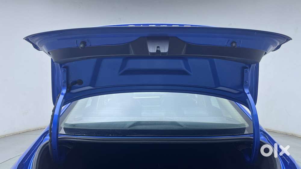 Volkswagen Virtus 1.0 Topline Tsi At, 2022, Petrol