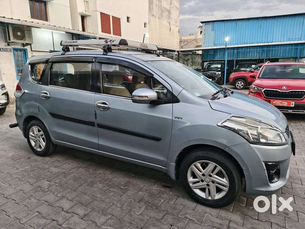 Maruti Suzuki Ertiga Vxi At Petrol, 2014, Petrol