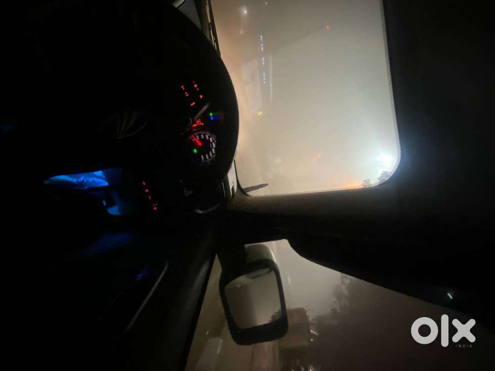 Mahindra Tuv 300 2018 Diesel Well Maintained