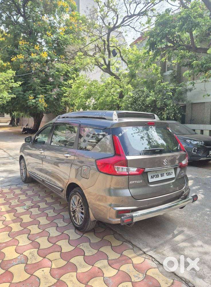 Maruti Suzuki Ertiga 1.5 Zxi Plus Shvs, 2019, Petrol