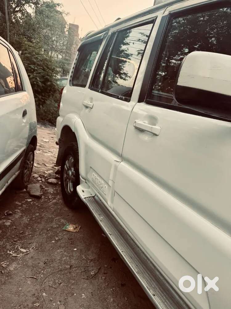 Mahindra Scorpio 2013 Diesel 80000 Km Driven