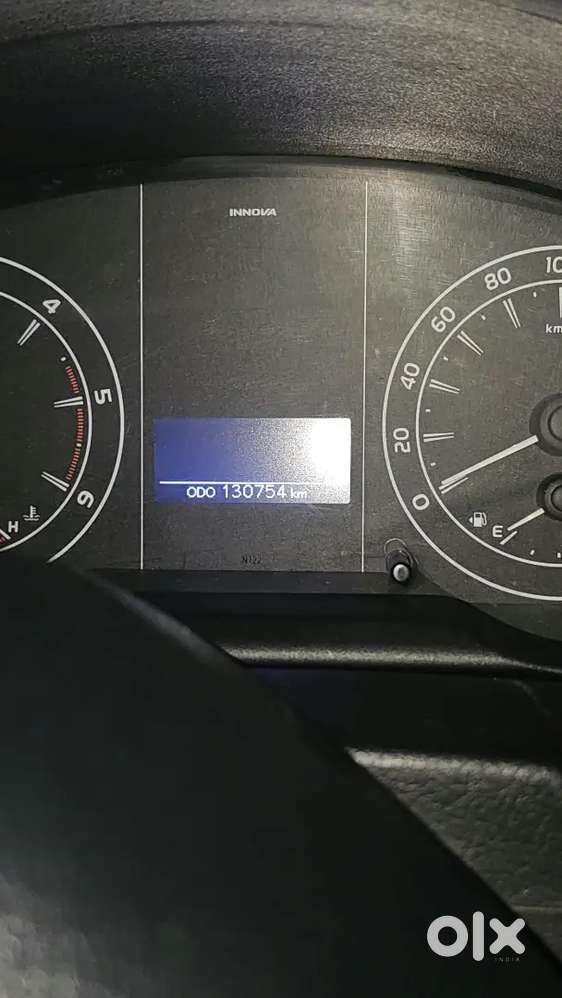 Toyota Innova Crysta 2022 2.4 G Mt 8 Str Delhi Registered