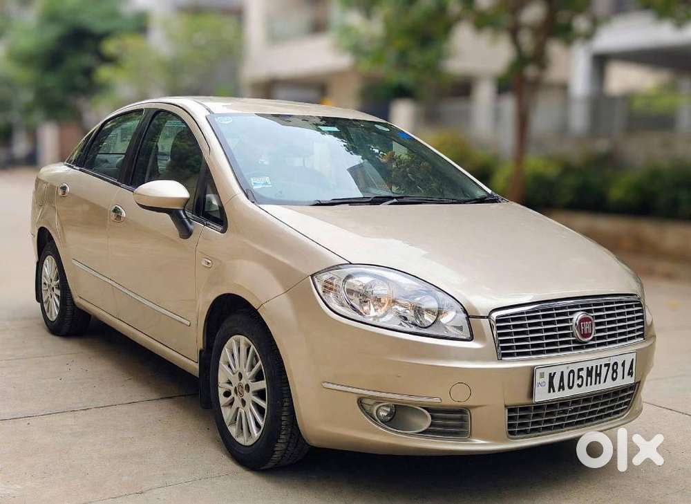Fiat Linea Emotion Pk 1.4, 2010, Petrol