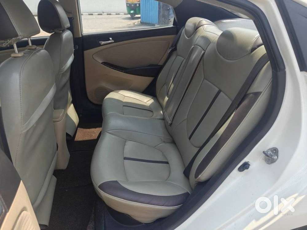 Hyundai Fluidic Verna