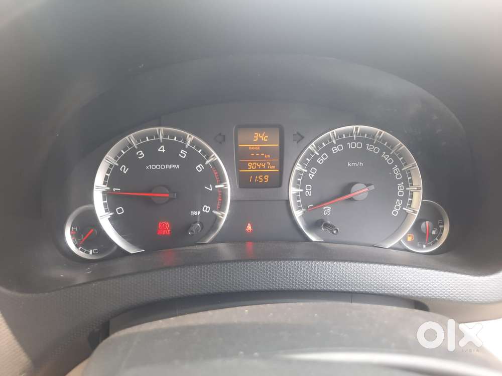 Maruti Suzuki Swift Dzire 1.2 Zxi Bsiv, 2014, Petrol