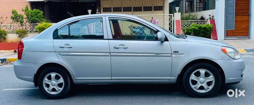 Hyundai Verna Vtvt 1.6 Sx, 2009, Petrol