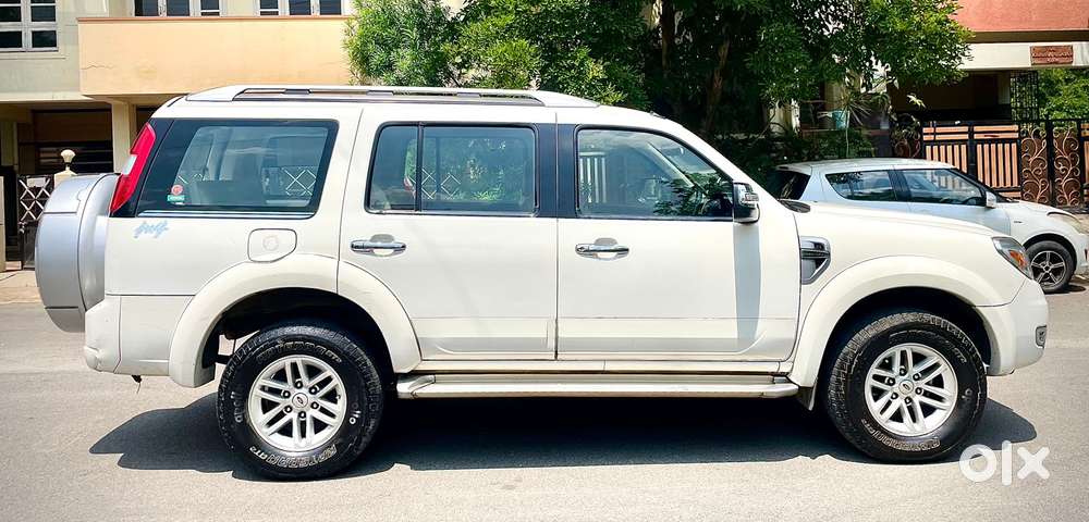 Ford Endeavour 3.2 Trend At 4x4, 2011, Diesel
