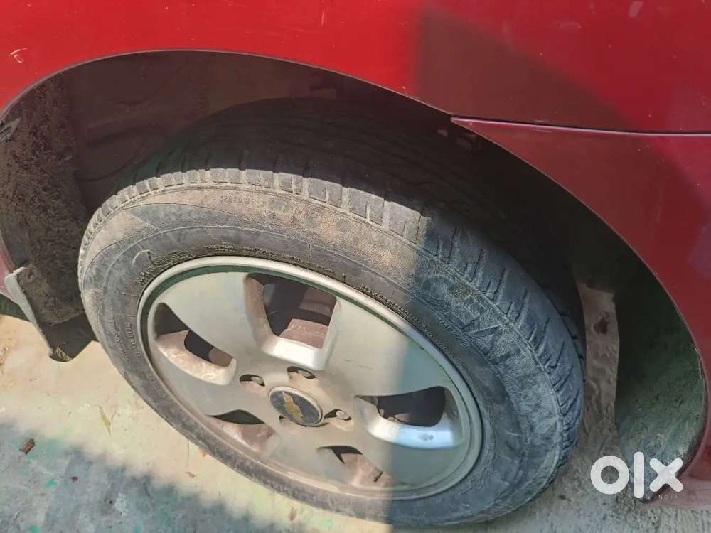 Chevrolet Aveo 2011 Petrol 80000 Km Driven