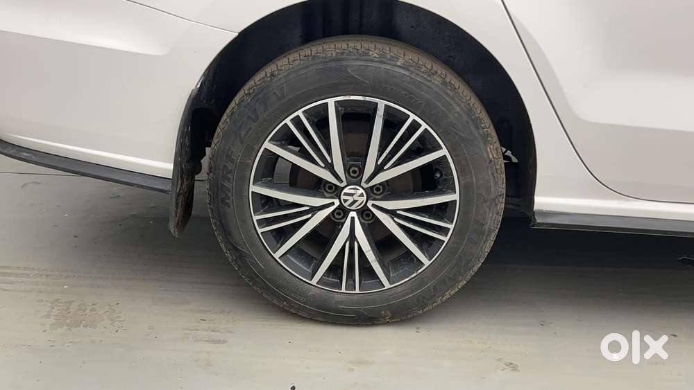 Volkswagen Vento Petrol Highline At, 2021, Petrol