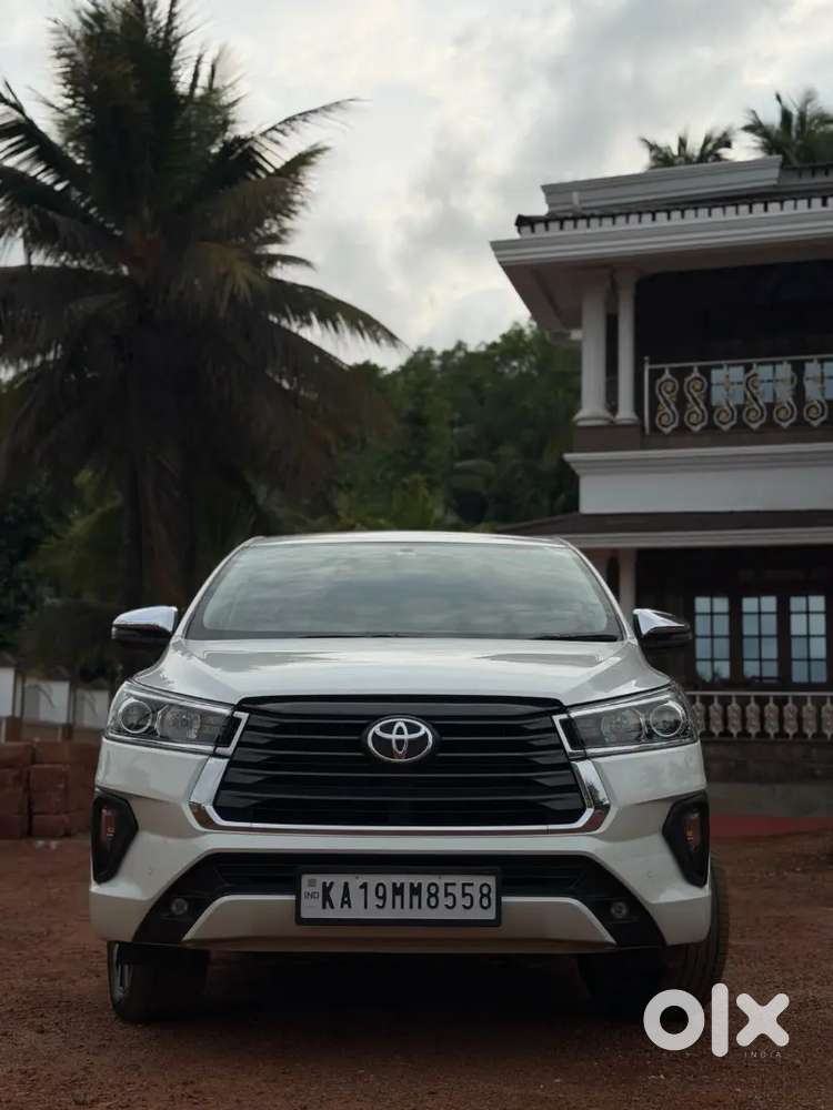 Innova Crysta 2022 Model Z Single Owner