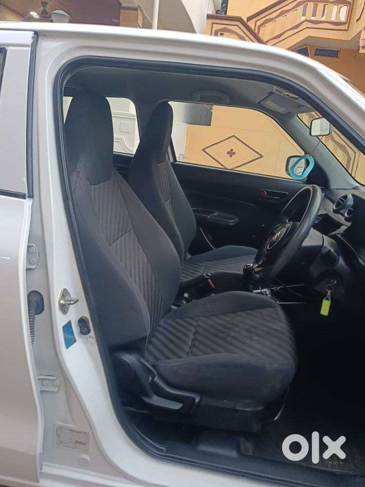 Maruti Suzuki Swift Vvt Lxi, 2019, Petrol