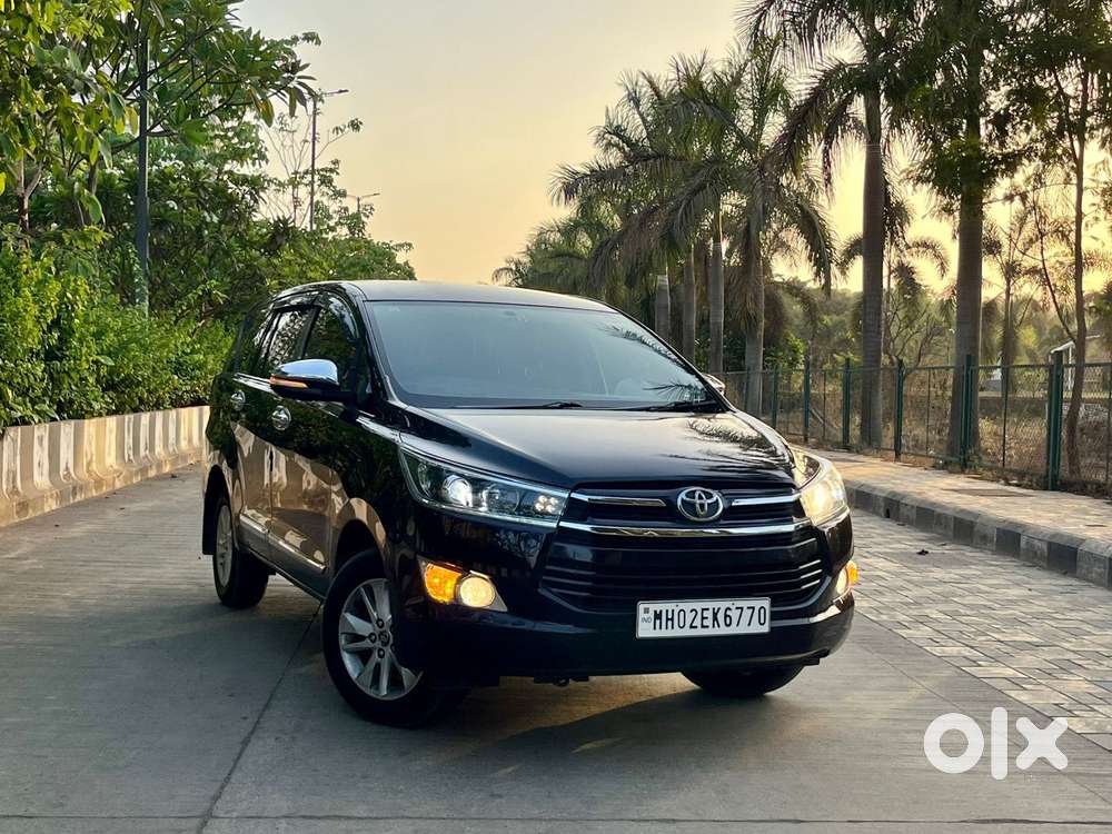 Toyota Innova Crysta 2.8 Zx At 7 Seater, 2017, Diesel