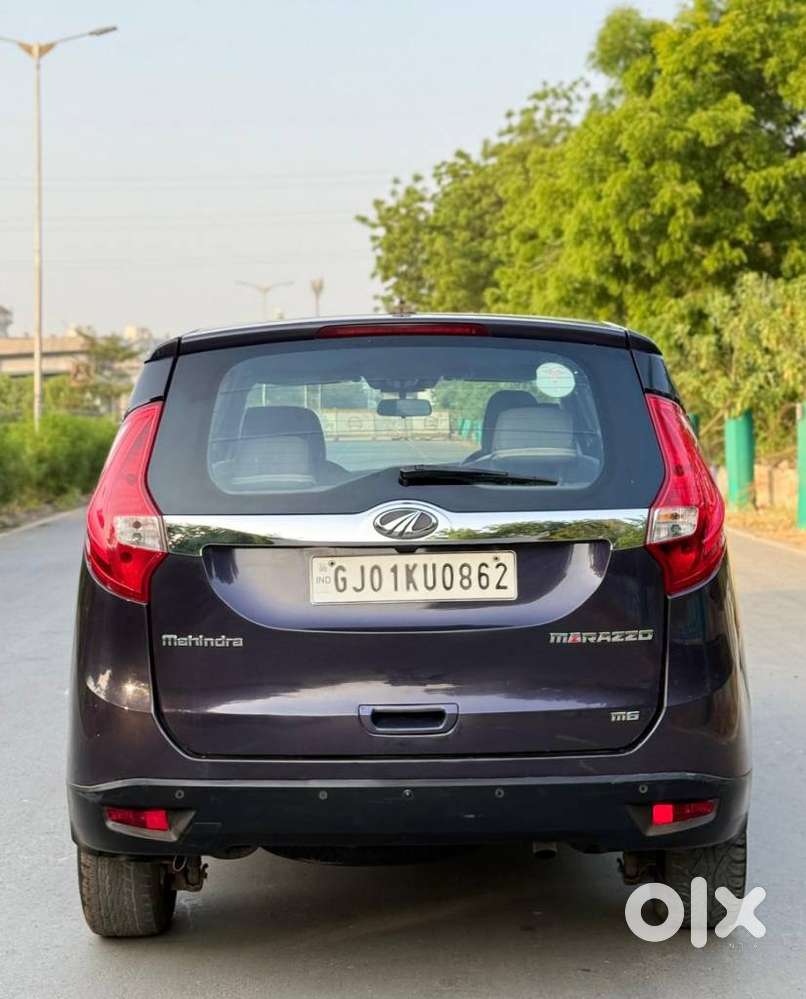 Mahindra Marazzo M6, 2019, Diesel