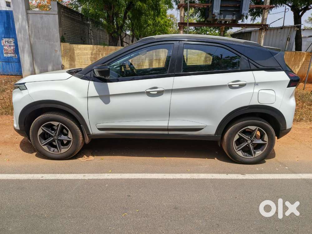 Tata Nexon Fearless Pr S 1.2 Revotron Petrol 7 Dca Dt, 2025, Petrol