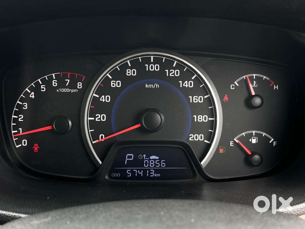 Hyundai Grand I10 At Sportz, 2017, Petrol