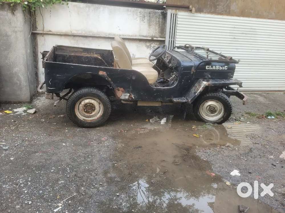 Model 1977 Jeep Mahindra Classic