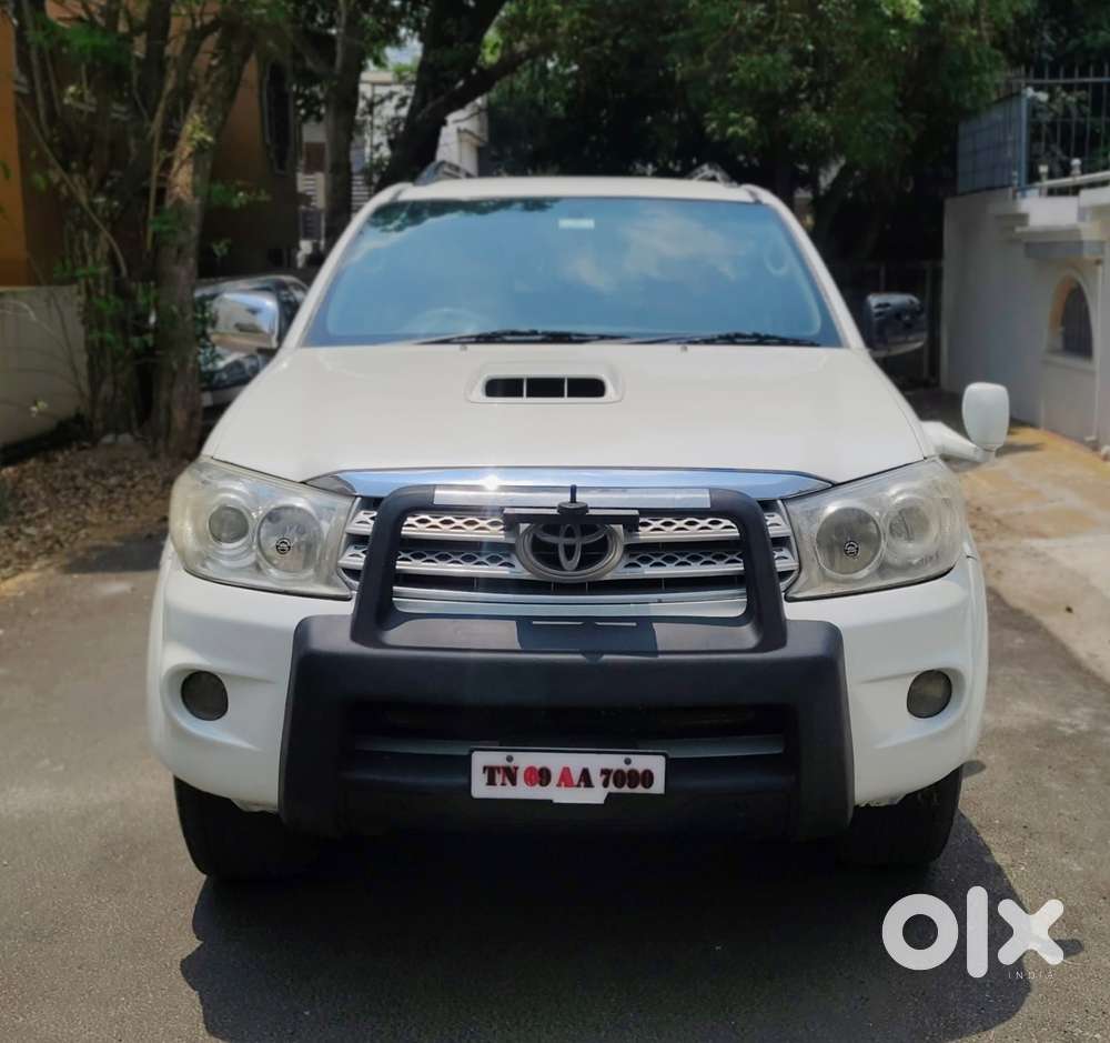 Toyota Fortuner 3.0 4x4 Manual, 2010, Diesel
