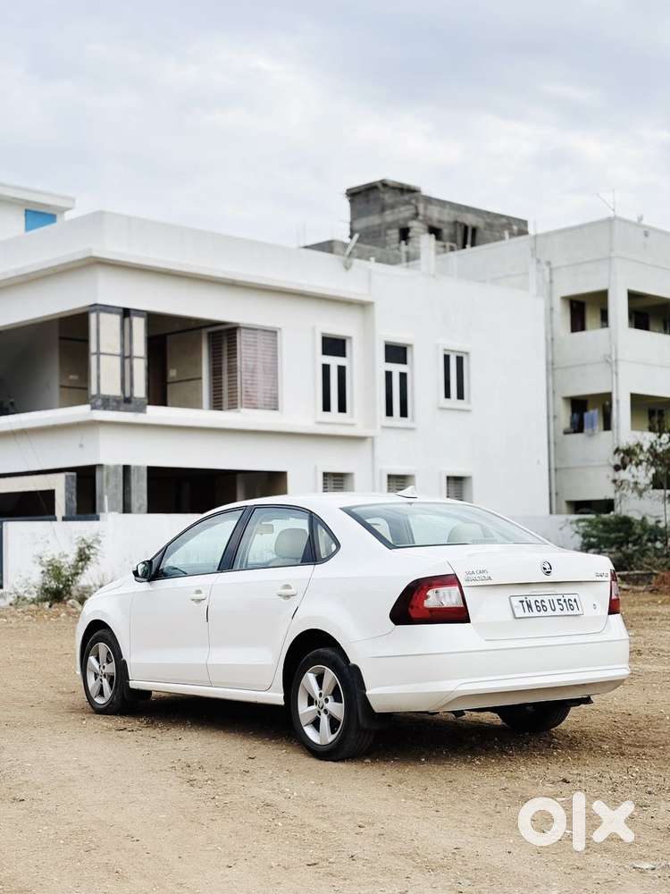 Skoda Rapid 1.5 Tdi Style/1.5 At Style, 2017, Diesel