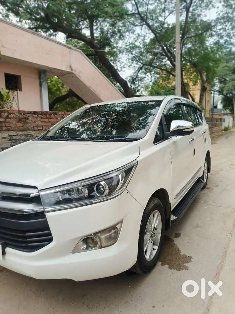 Toyota Innova Crysta 2017