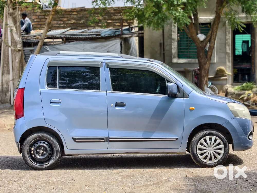 Maruti Suzuki Wagonr. Cng + Petrol