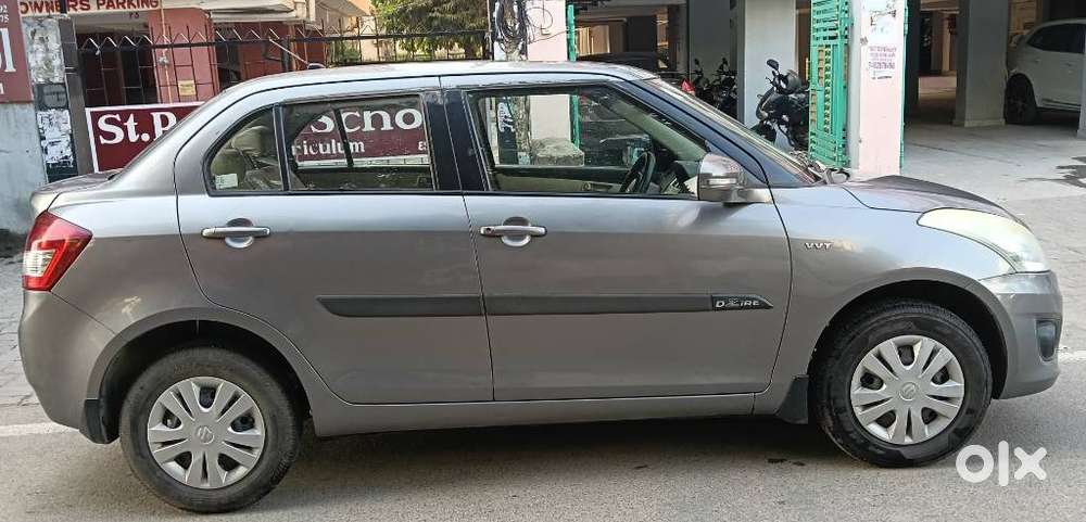 Maruti Suzuki Swift Dzire 1.2 Vxi Bsiv, 2014, Petrol