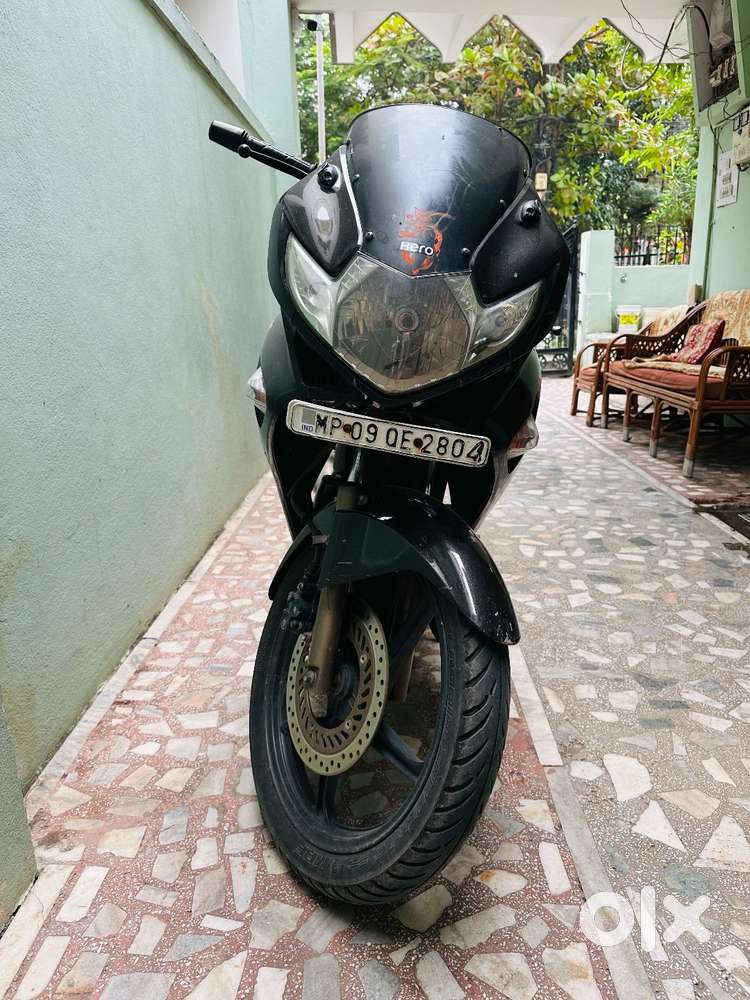 ZMR, 223 CC mid range sportsbike with aircooled engine, 17.8 PS power