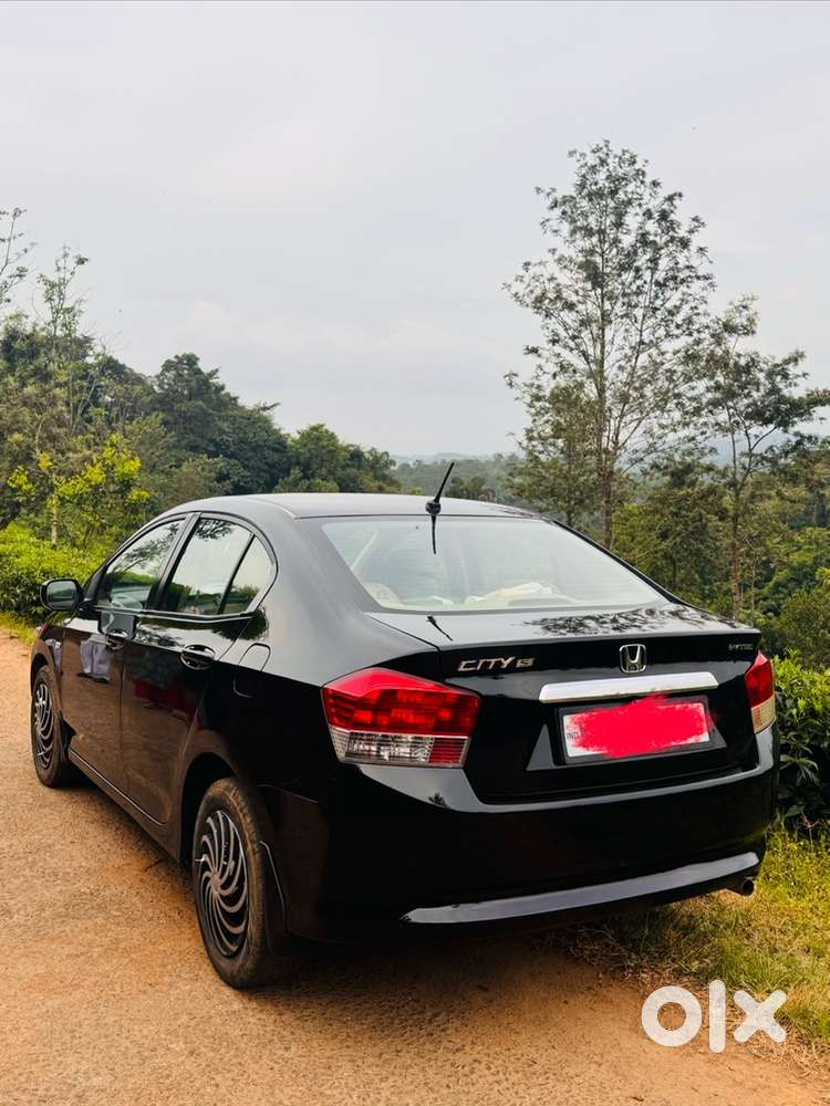 Well Maintained Honda City Petrol 2010 December Model