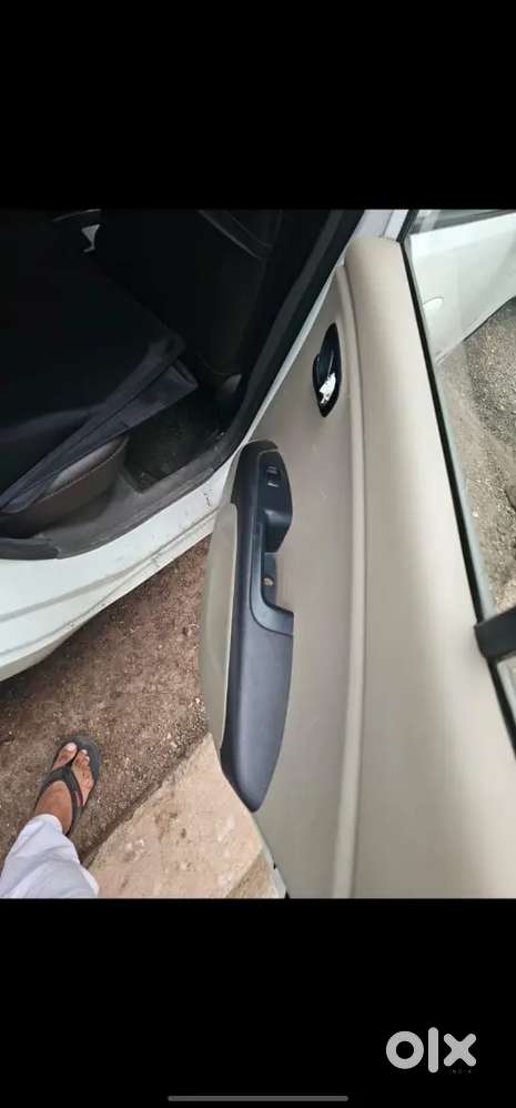 Hyundai Grand I10 2010 Petrol 75000 Km Driven