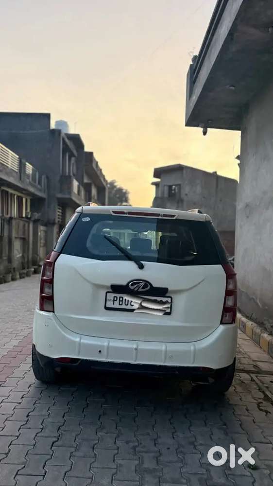 Mahindra Xuv500 2013 Diesel 150567 Km Driven