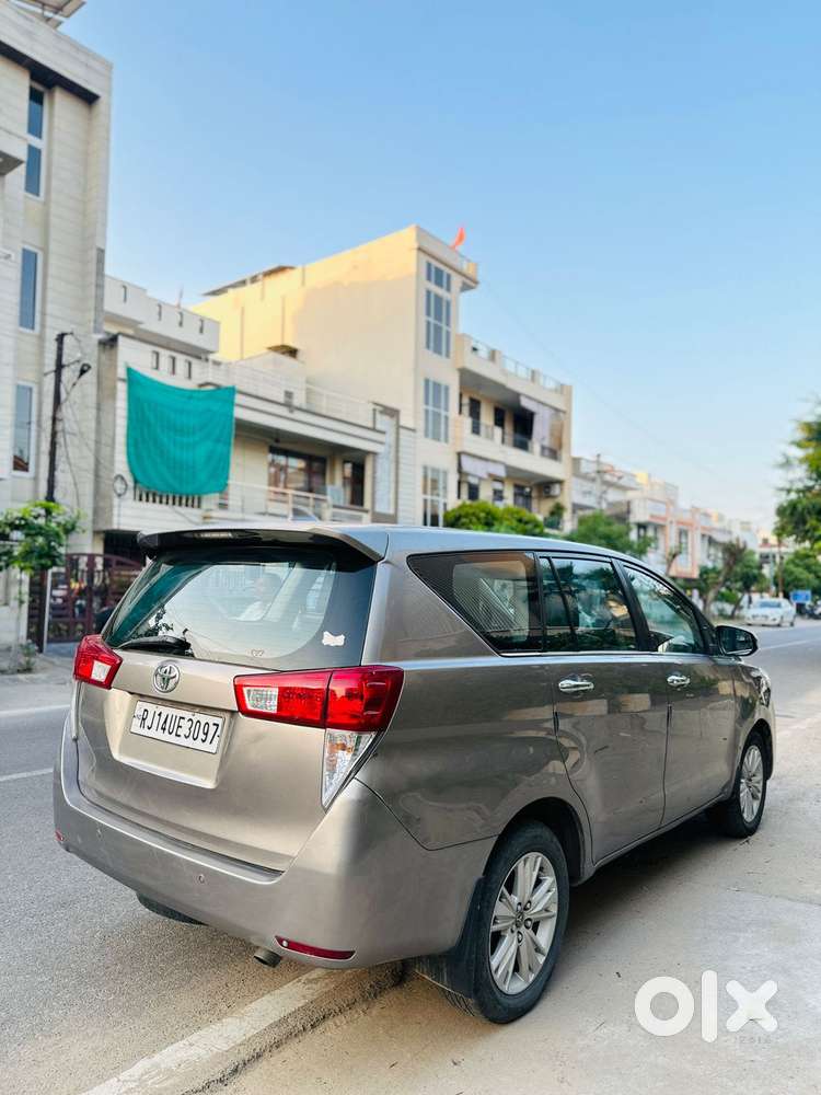 Toyota Innova Crysta 2.4 Z 7 Str, 2016, Diesel