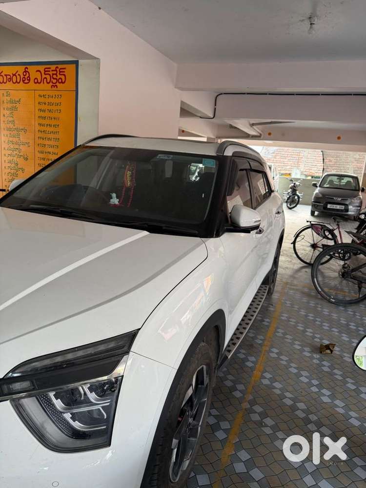 Hyundai Alcazar 2025 Petrol Well Maintained