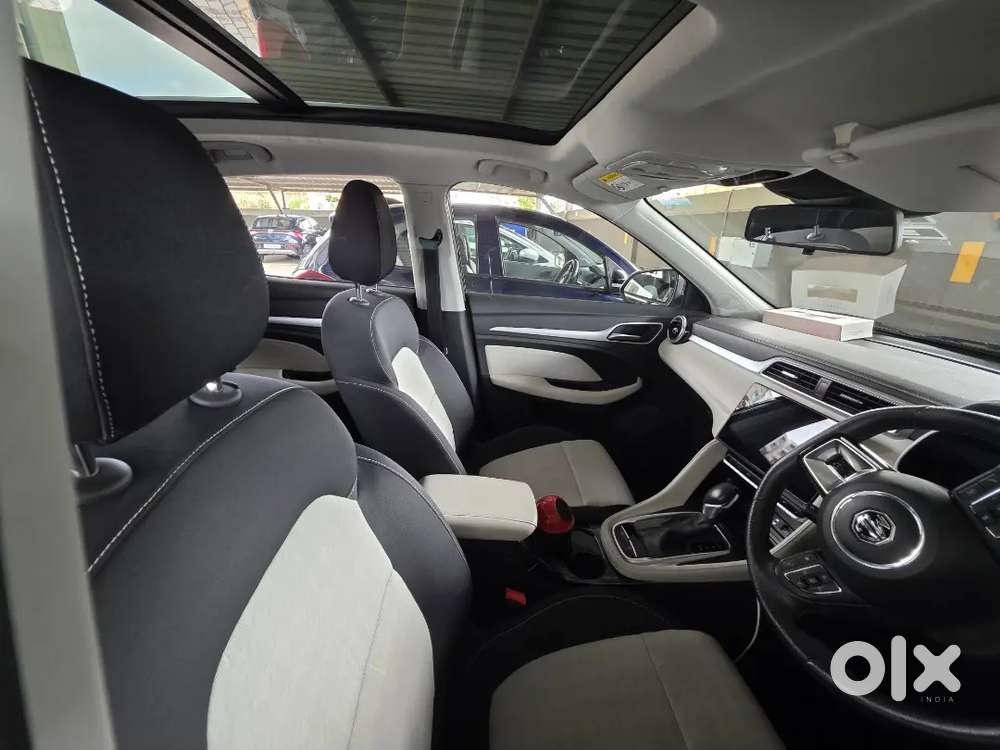 Mg Astor 2023 Petrol 10500 Km Driven