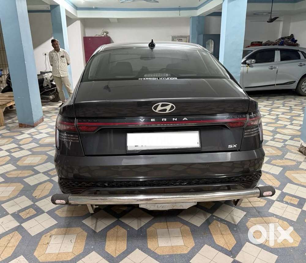 Hyundai Verna 1.5 Sx (o) Petrol Mt, 2023, Petrol