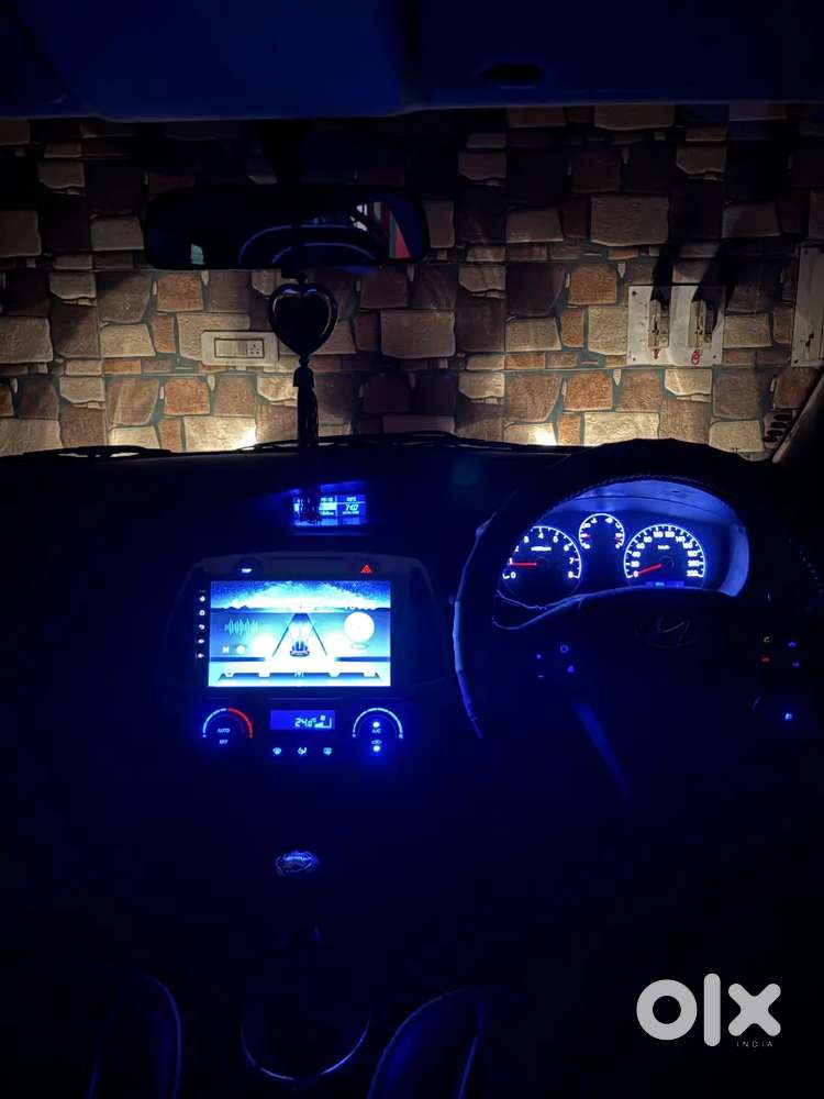 Hyundai I20 Sportz Petrol 2011