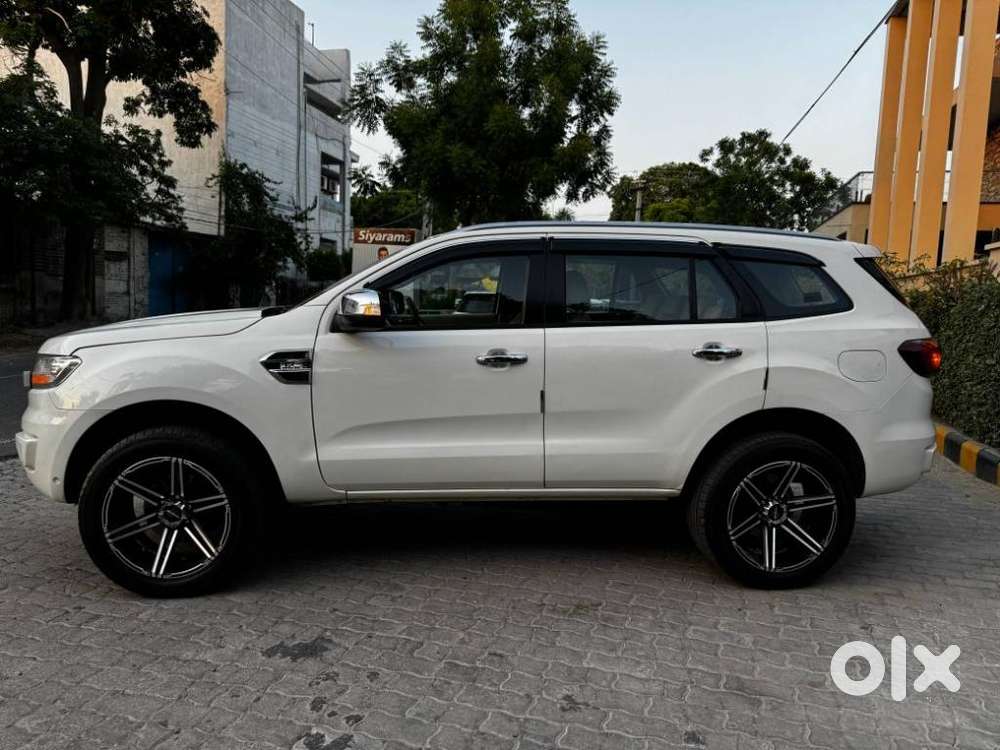 Ford Endeavour 3.2 Titanium 4x4 At, 2017, Diesel