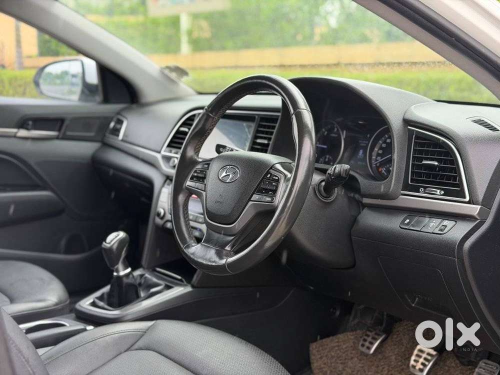 Hyundai Elantra 2.0 Sx Option, 2018, Electric