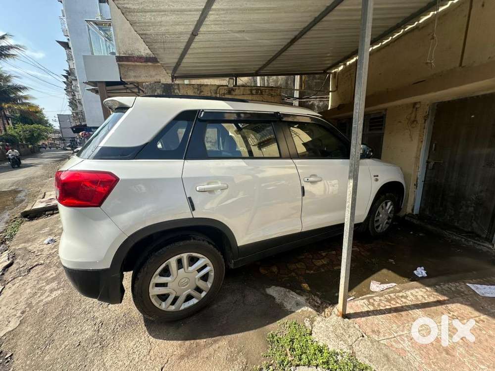 Maruti Suzuki Brezza 2018 Diesel 100000 Km Driven