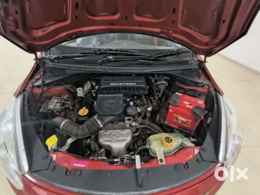 Tata Tiago 1.2 Revotron Xza, 2018, Petrol