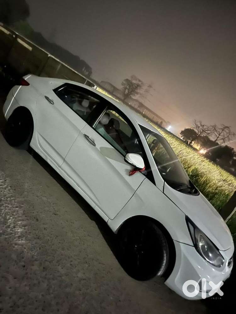 Verna Fluidic Hybrid Top Model 2012