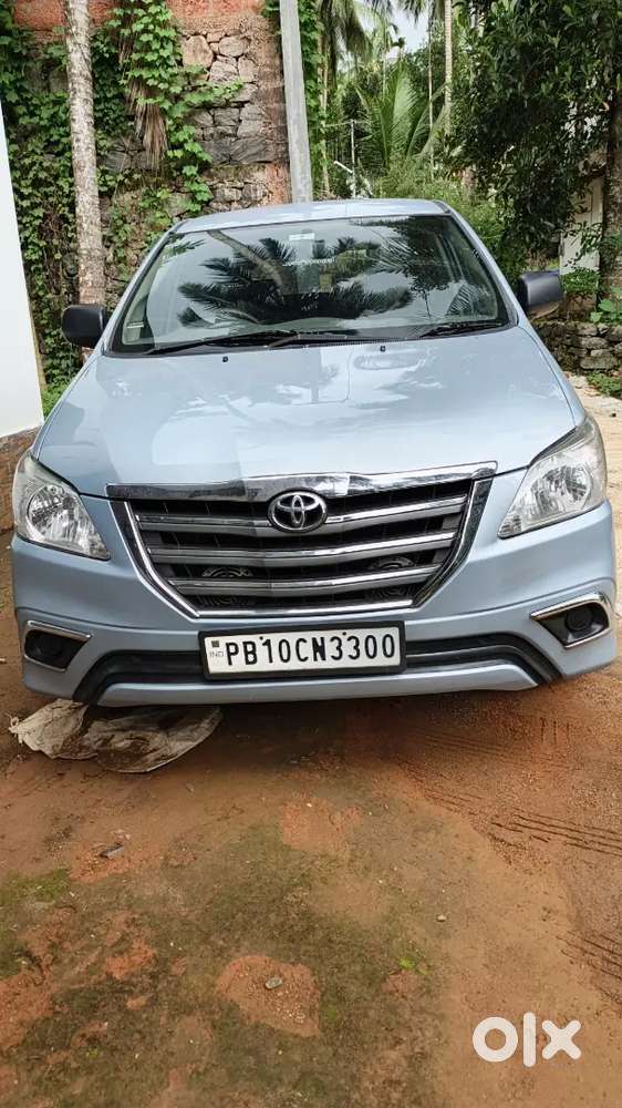 Toyota Innova 2009 Diesel 385 Km Driven