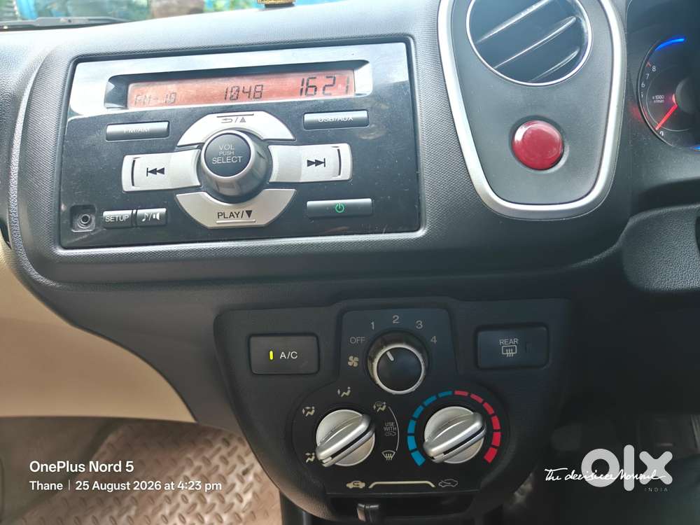 Honda Mobilio 1.5 S I-vtec Mt, 2015, Petrol