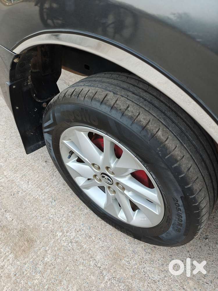 Toyota Innova Crysta 2.4 Vx Mt 8s, 2017, Diesel