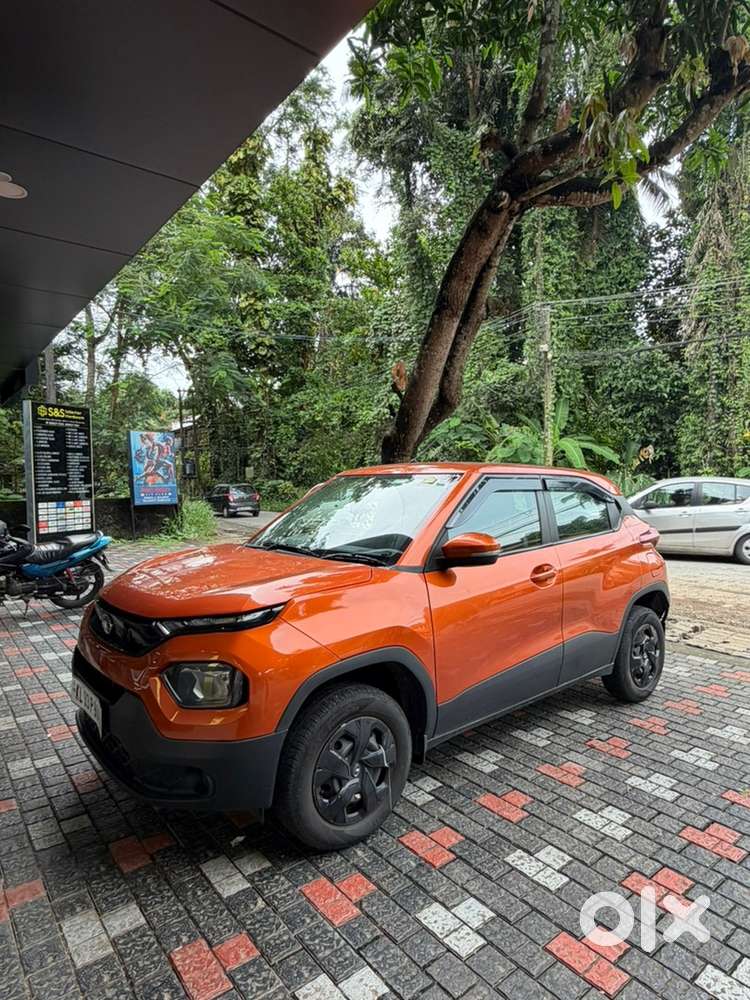 Tata Punch Adv 1.2 Amt Petrol Good Condition